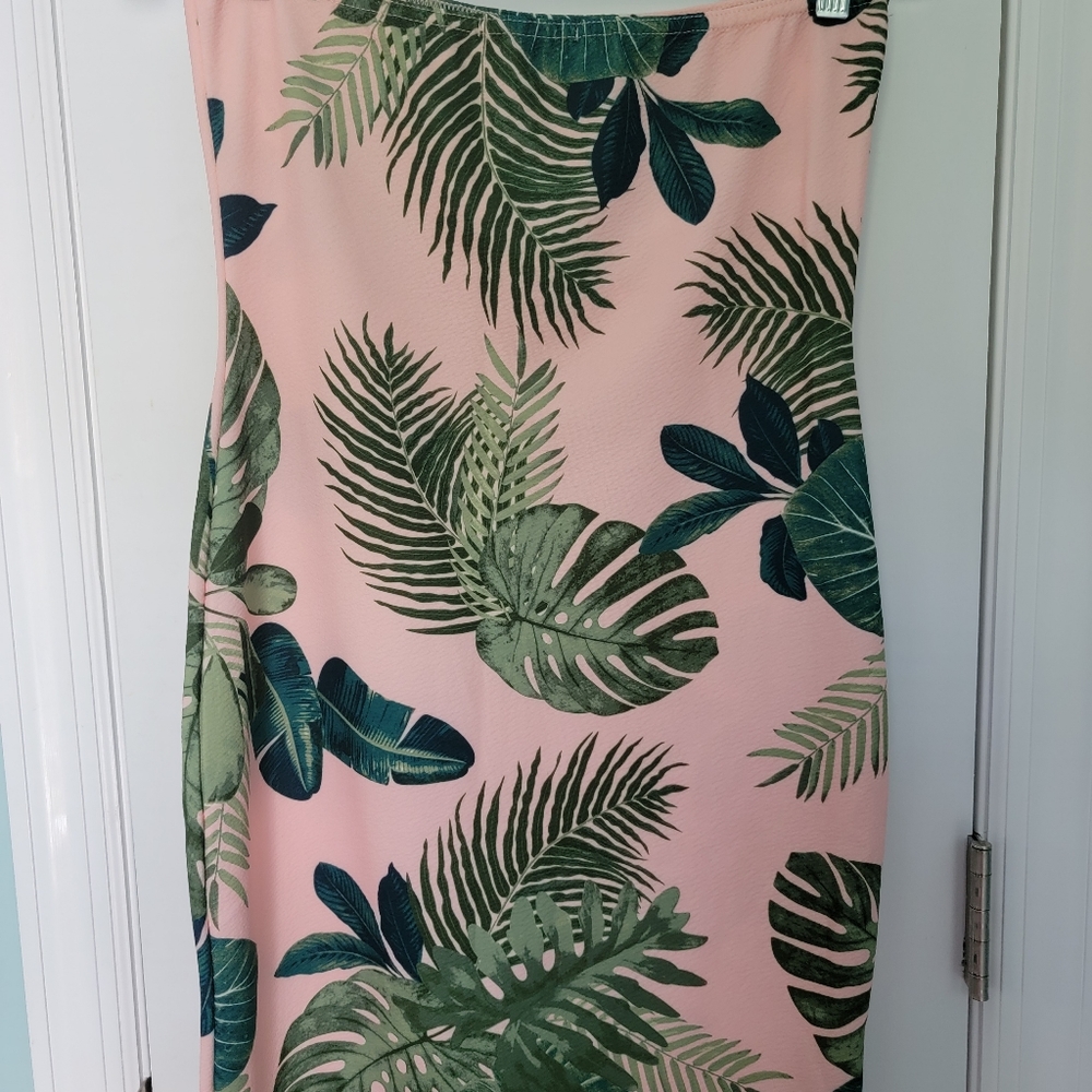 Beautiful tube dress of shoulders small size beige color - Picture 3 of 4